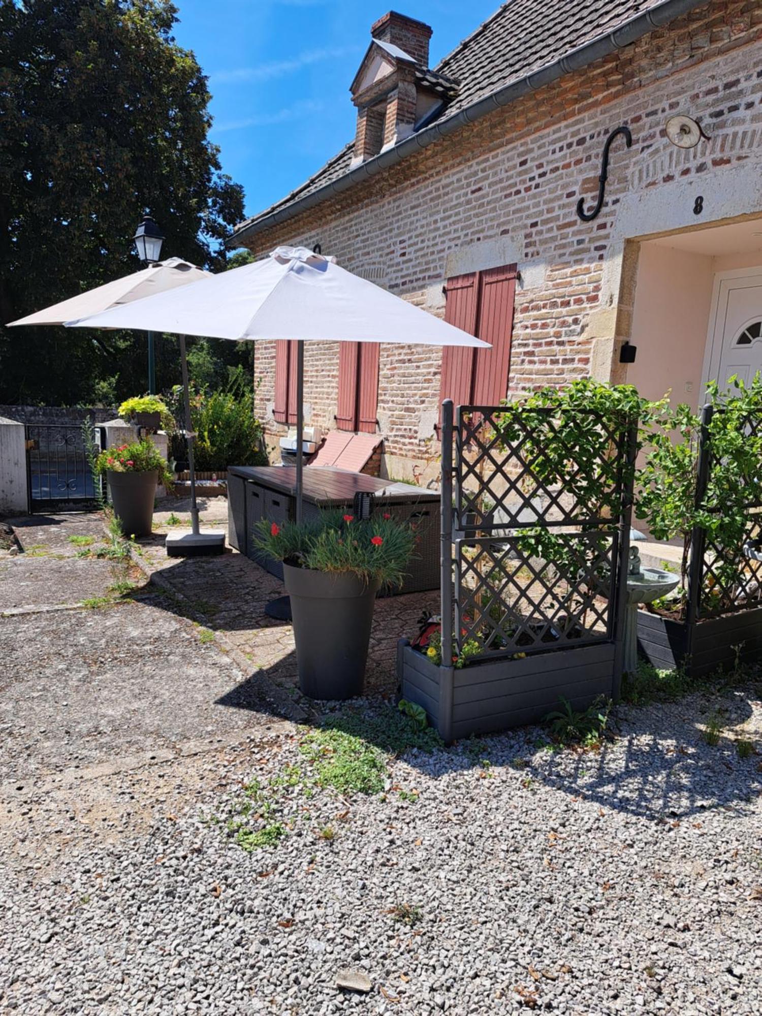Gite Le Piege A Reves Pierre-de-Bresse Exterior foto